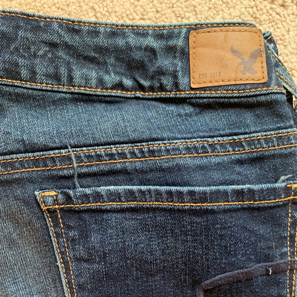 American Eagle Dark Wash Skinny Jeans - Picture 3 of 4